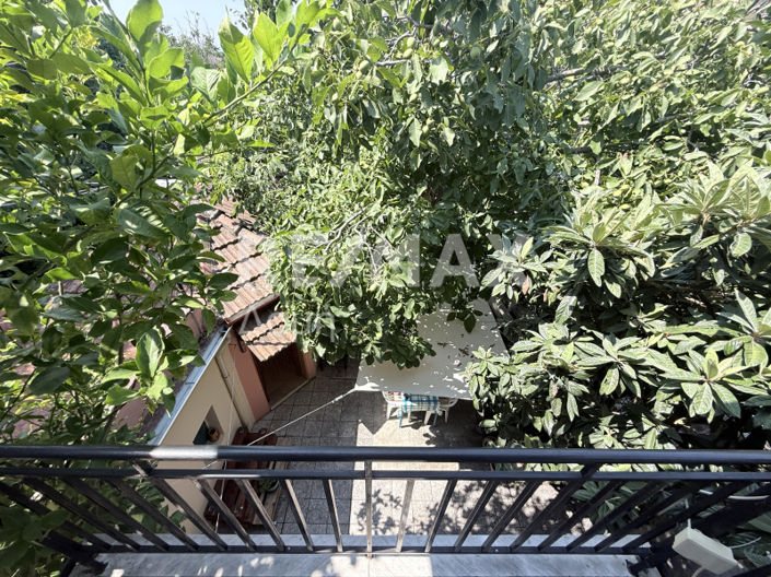 Image No.28-3 Bed Maisonette for sale