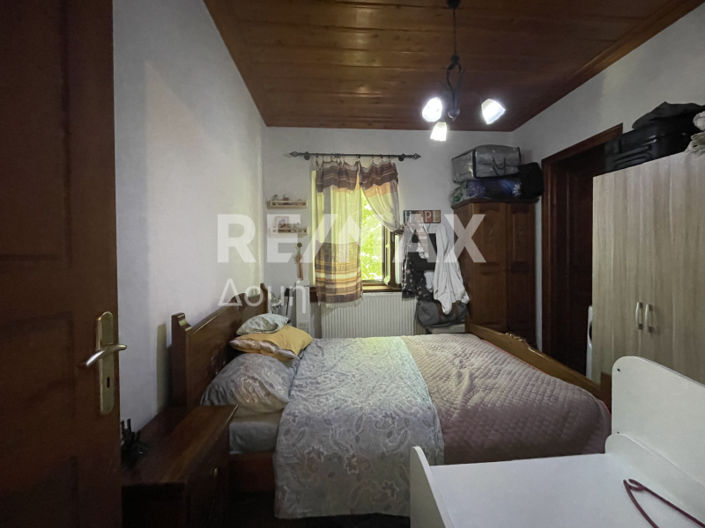 Image No.5-2 Bed House for sale