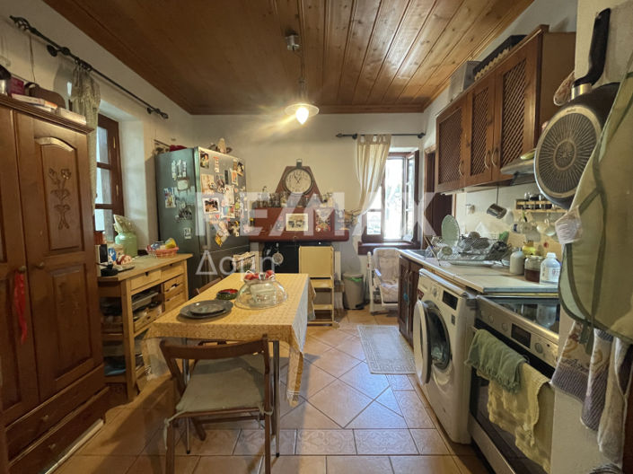 Image No.9-2 Bed House for sale