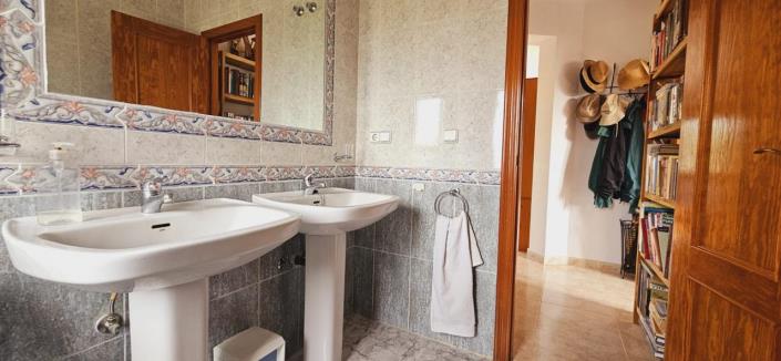 Image No.23-3 Bed Finca for sale