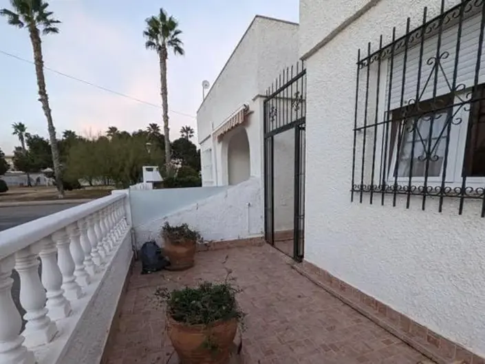 Image No.2-Bungalow de 2 chambres à vendre à Murcie