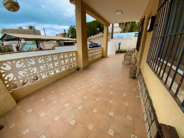 Image No.4-Villa / Détaché de 3 chambres à vendre à El Carmoli