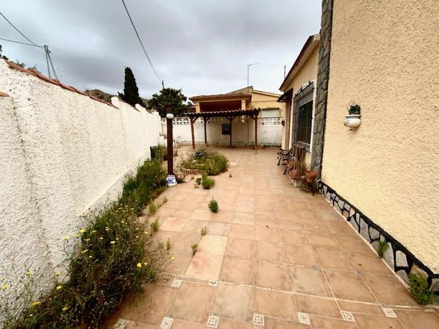 Image No.5-Villa / Détaché de 3 chambres à vendre à El Carmoli