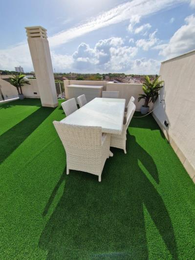 Image No.37-4 Bed Villa / Detached for sale