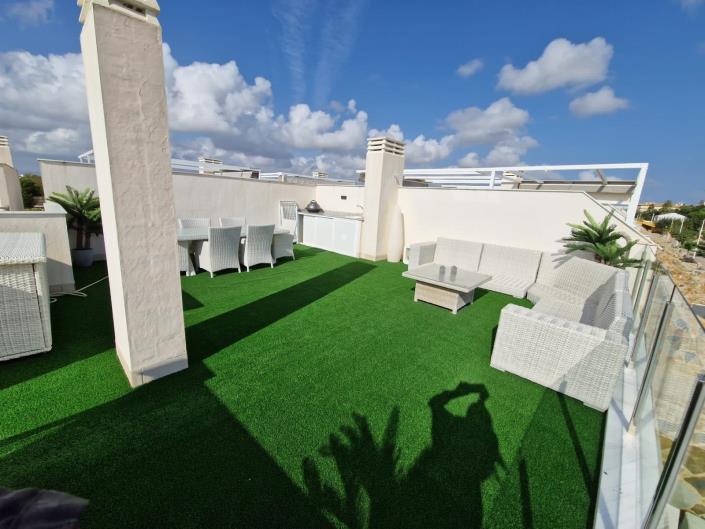 Image No.38-4 Bed Villa / Detached for sale