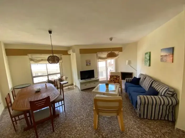 Image No.1-4 Bed Apartment for sale