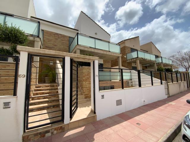 Image No.1-4 Bed Duplex for sale