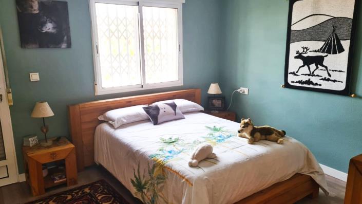 Image No.18-3 Bed Townhouse for sale