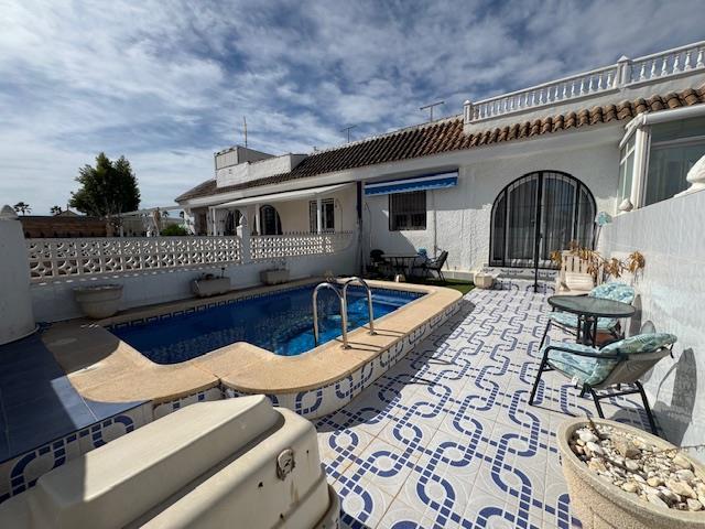 Image No.2-2 Bed House for sale