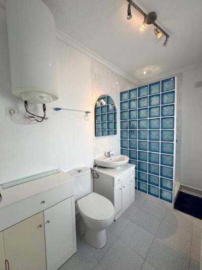 Image No.14-2 Bed House for sale