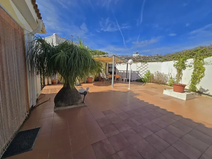 Image No.4-3 Bed House for sale