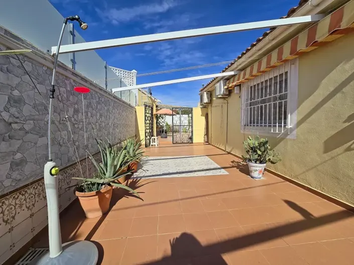 Image No.3-3 Bed House for sale