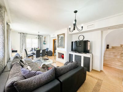 Image No.14-Villa / Détaché de 4 chambres à vendre à Punta Prima