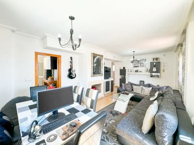 Image No.3-Villa / Détaché de 4 chambres à vendre à Punta Prima