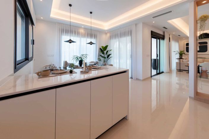 Image No.10-3 Bed Villa / Detached for sale