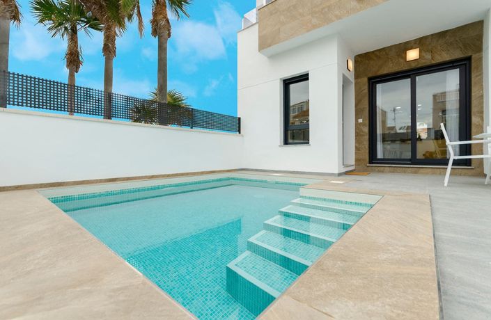 Image No.1-Villa / Détaché de 3 chambres à vendre à Torrevieja