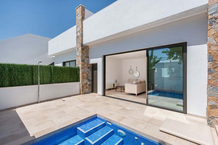Image No.1-2 Bed Villa for sale