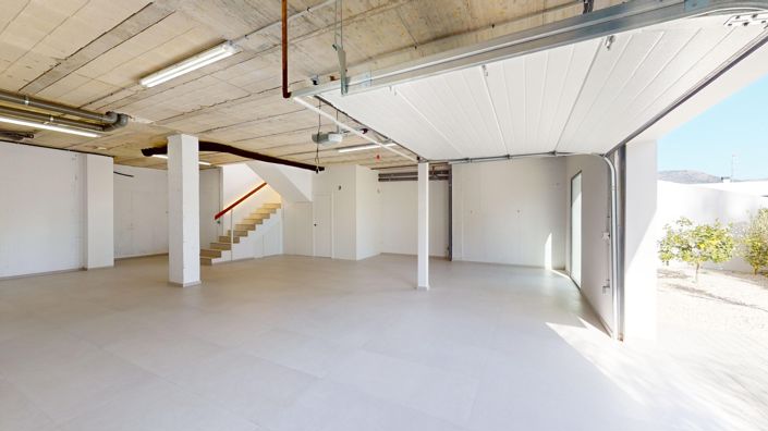 Image No.34-3 Bed Villa / Detached for sale