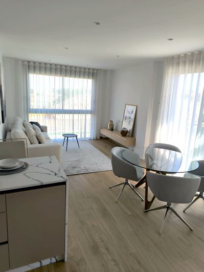 Image No.4-6 Bed Villa / Detached for sale