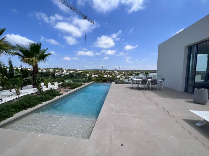 Image No.3-Villa / Détaché de 3 chambres à vendre à Las Colinas Golf