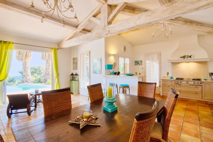 Image No.8-Villa / Détaché de 5 chambres à vendre à La Cadière-d'Azur