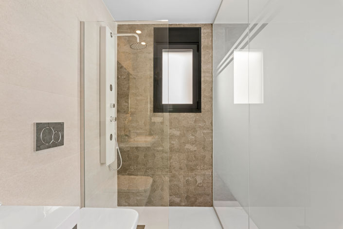 Image No.23-3 Bed Bungalow for sale