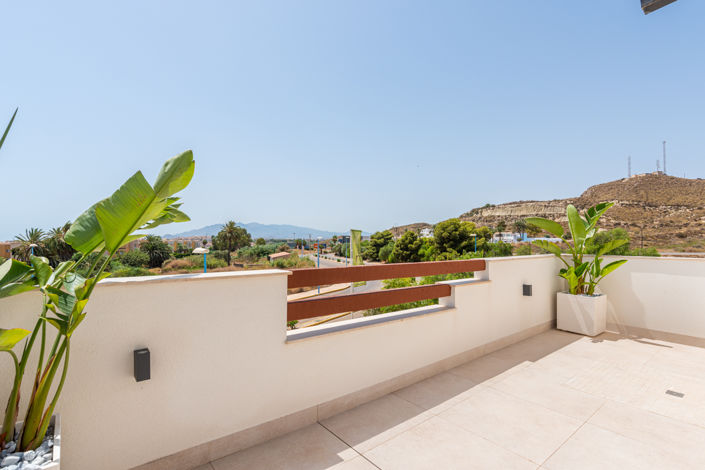 Image No.7-3 Bed Villa / Detached for sale