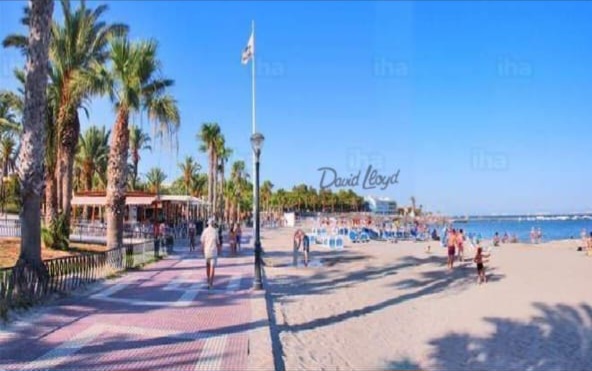 Image No.24-4 Bed Villa / Detached for sale