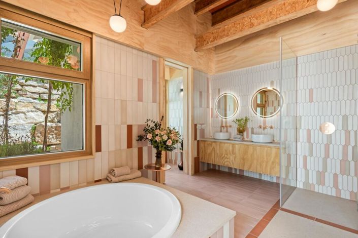 Image No.24-3 Bed Villa / Detached for sale