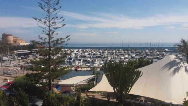 Image No.21-3 Bed Apartment for sale