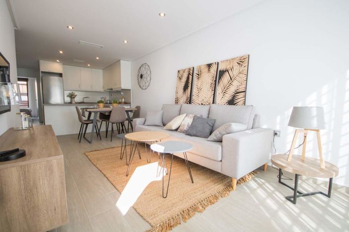 Image No.8-3 Bed Apartment for sale