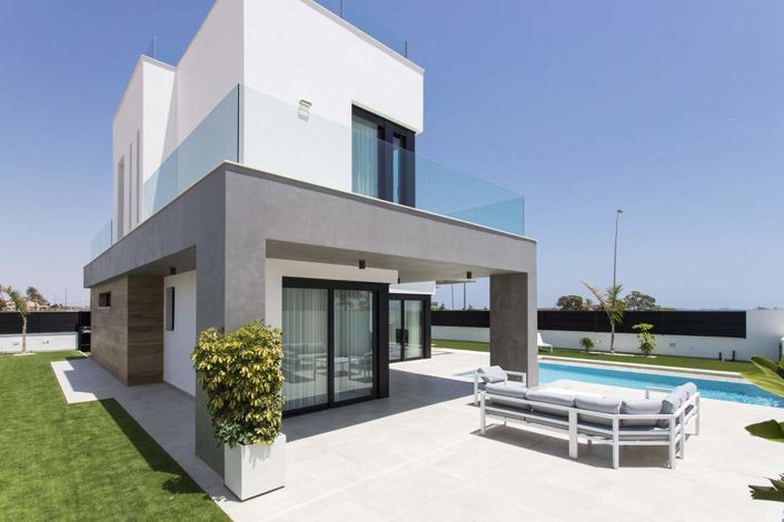 Image No.19-3 Bed Villa / Detached for sale