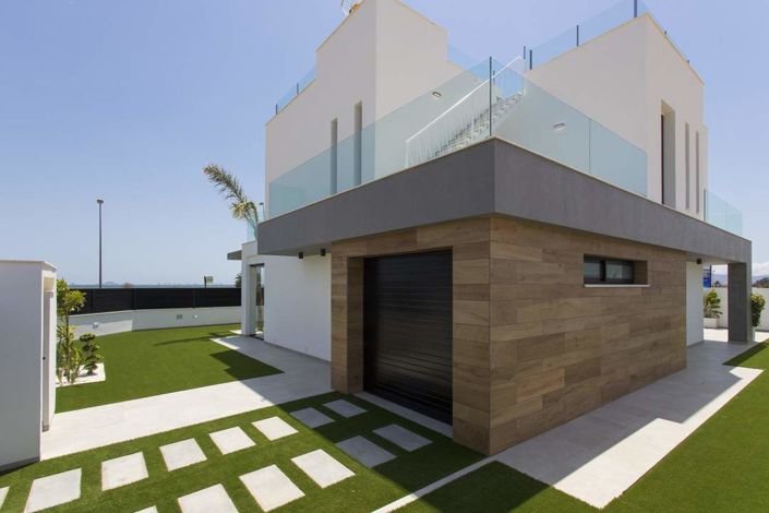 Image No.20-3 Bed Villa / Detached for sale