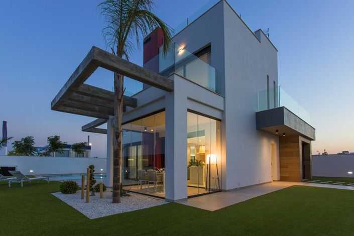 Image No.23-3 Bed Villa / Detached for sale