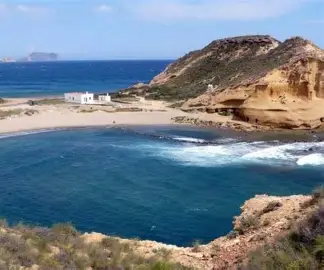 Image No.17-3 Bed Villa / Detached for sale