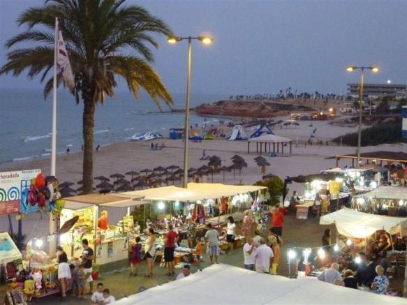 Image No.17-Villa / Détaché de 3 chambres à vendre à Mil Palmeras