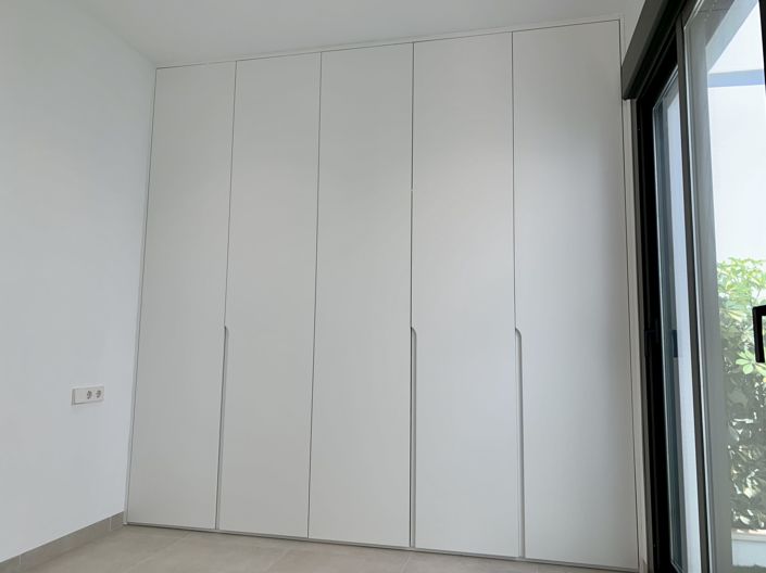 Image No.10-3 Bed Villa / Detached for sale