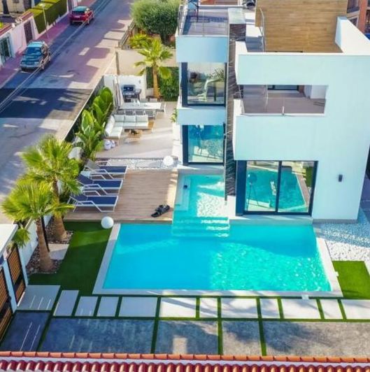 Image No.28-3 Bed Villa / Detached for sale