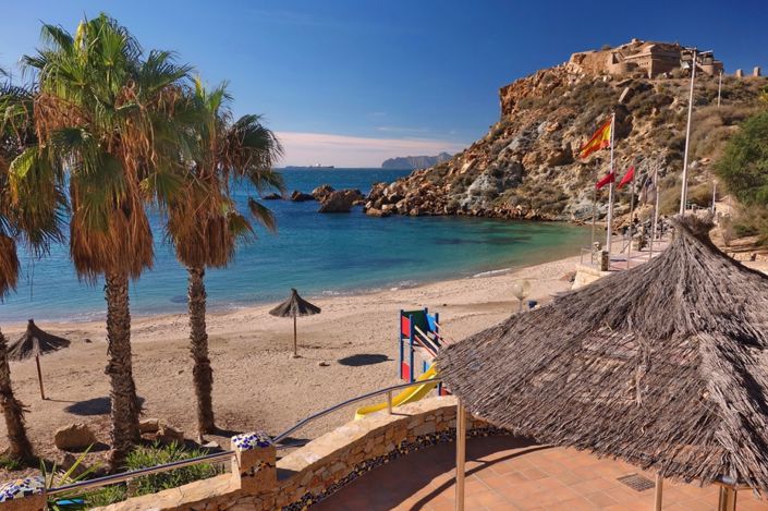 Image No.11-4 Bed Villa / Detached for sale