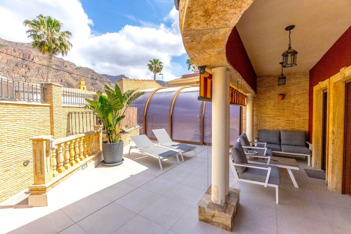 Image No.15-3 Bed Villa / Detached for sale