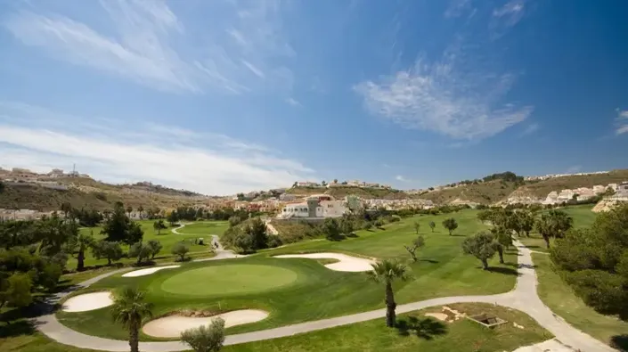 Image No.35-3 Bed Villa / Detached for sale