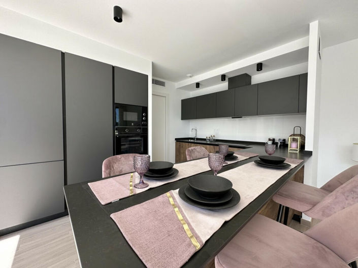 Image No.5-3 Bed Villa / Detached for sale