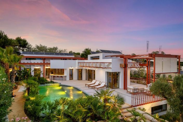 Image No.13-3 Bed Villa / Detached for sale