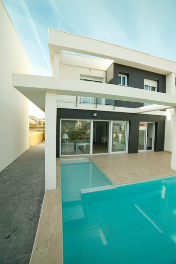 Image No.3-2 Bed Villa for sale