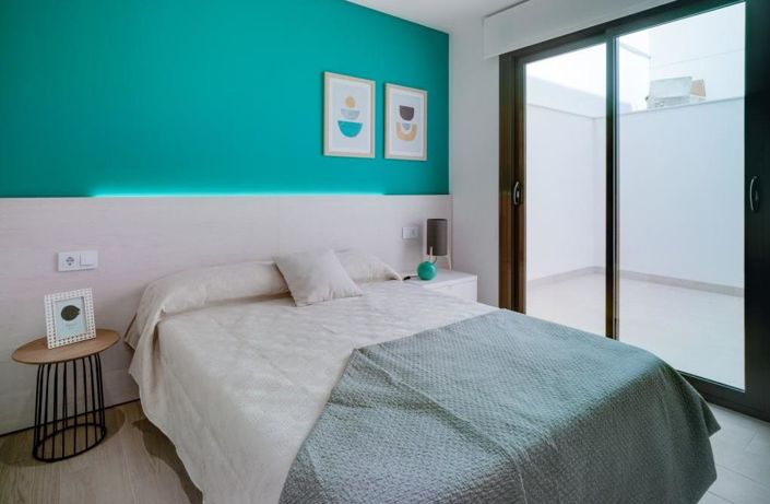 Image No.10-3 Bed Villa for sale