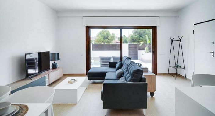 Image No.6-3 Bed Villa for sale