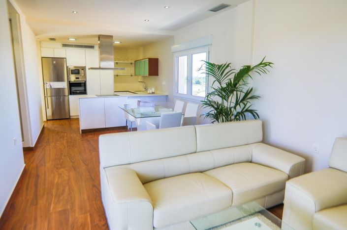 Image No.6-3 Bed Villa / Detached for sale