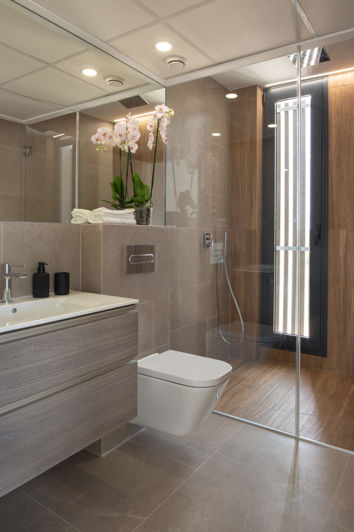 Image No.13-4 Bed Villa / Detached for sale