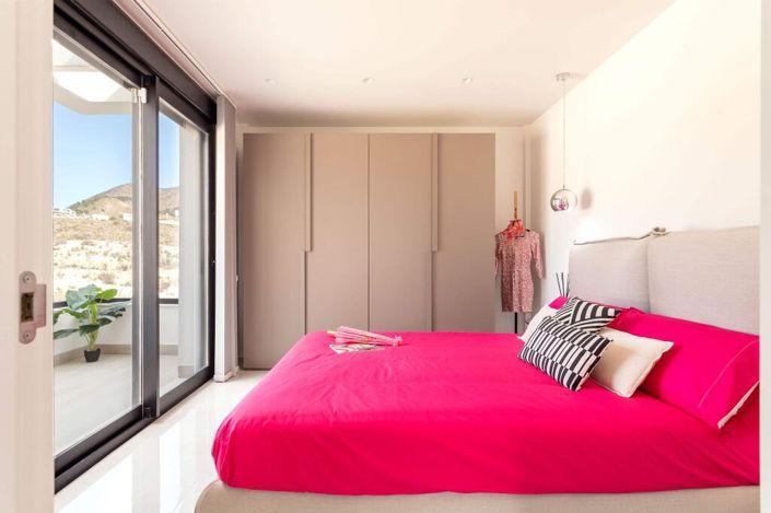 Image No.14-3 Bed Villa / Detached for sale