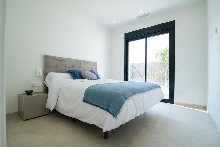 Image No.15-3 Bed Villa / Detached for sale